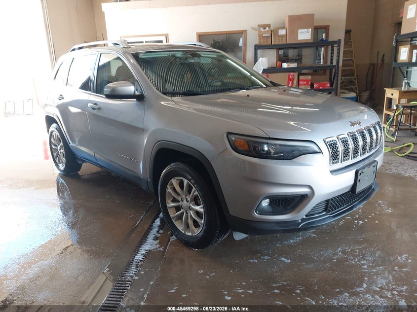 2019 Jeep Cherokee VIN 1C4PJMCB2KD343629 — IAAI salvage auction photo