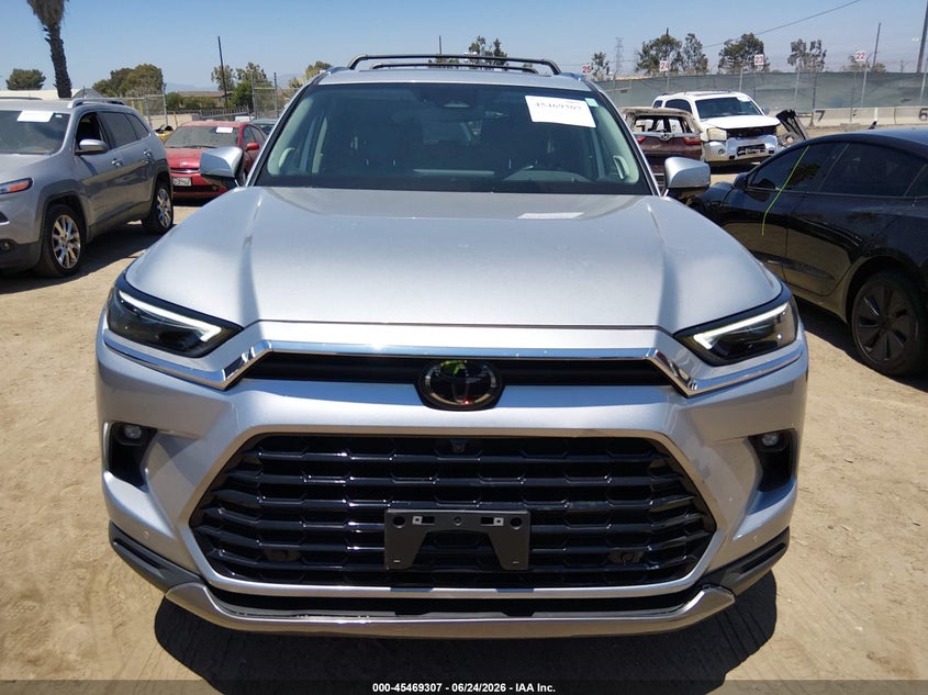2024 Toyota Highlander VIN 5TDAAAB59RS037851 IAAI salvage auction — NORMAL WEAR, Salvage (California), sold $25,500 on 2026-07-08 (photo 6)
