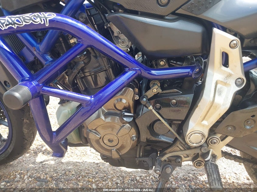 2015 Yamaha Fz VIN JYARM06E9FA000916 IAAI salvage auction — UNKNOWN, Salvage (Texas), sold $2,300 on 2026-07-21 (photo 9)