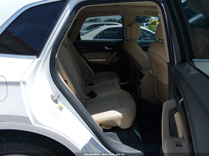 2018 Audi Q5 VIN WA1BNAFY5J2107509 IAAI salvage auction — FRONT END, Salvage (Texas), sold $7,000 on 2026-07-15 (photo 8)