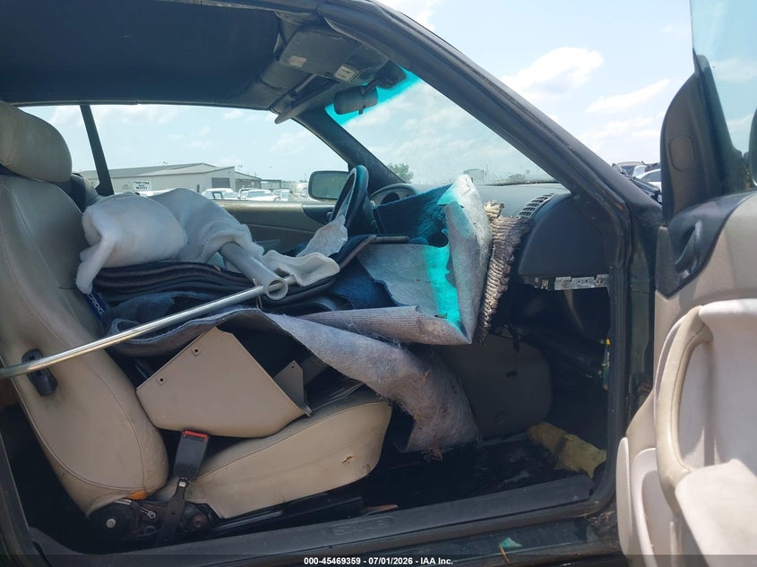 1998 Saab 900 VIN YS3DF75N9W7004876 IAAI salvage auction — NORMAL WEAR, Clear (Alabama), sold $100 on 2026-07-14 (photo 5)