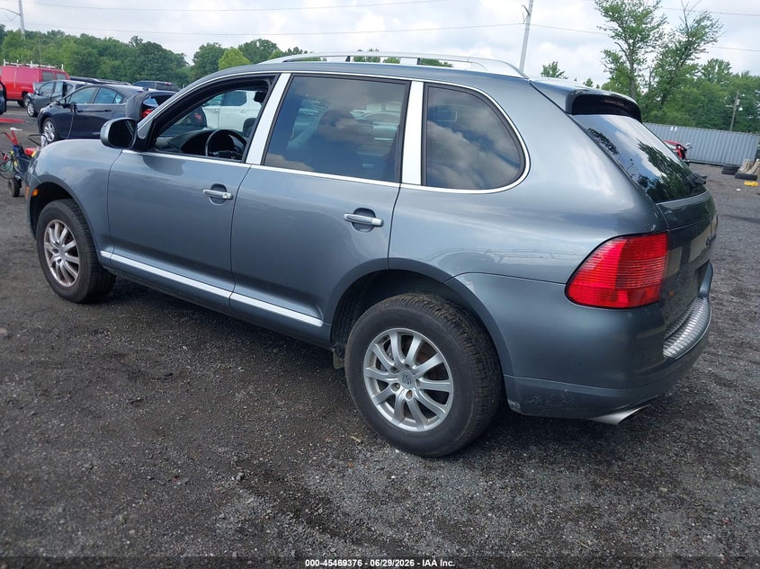 2006 Porsche Cayenne VIN WP1AA29P06LA24351 IAAI salvage auction — RIGHT SIDE, Salvage (Delaware), sold $1,700 on 2026-07-29 (photo 3)