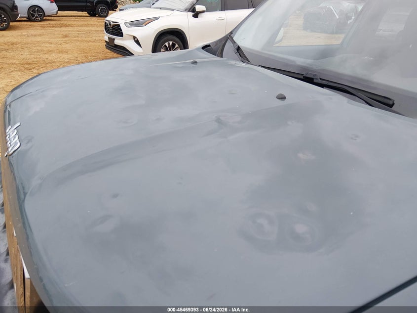 2017 Jeep Renegade VIN ZACCJBAB2HPG05018 IAAI salvage auction — HAIL, Clear (Missouri), sold $2,125 on 2026-08-10 (photo 6)