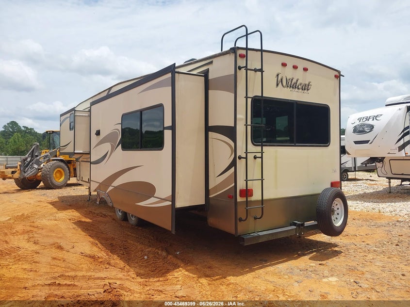 2017 Forest river Wildcat VIN 5ZT3WCYB1HG000626 IAAI salvage auction — NORMAL WEAR, Clear (Texas), sold $11,200 on 2026-07-23 (photo 3)