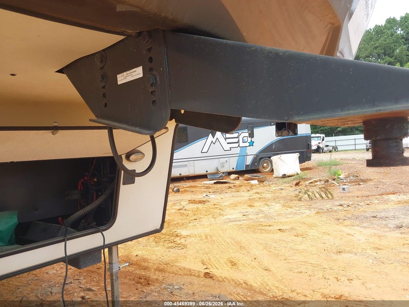2017 Forest river Wildcat VIN 5ZT3WCYB1HG000626 IAAI salvage auction — NORMAL WEAR, Clear (Texas), sold $11,200 on 2026-07-23 (photo 7)