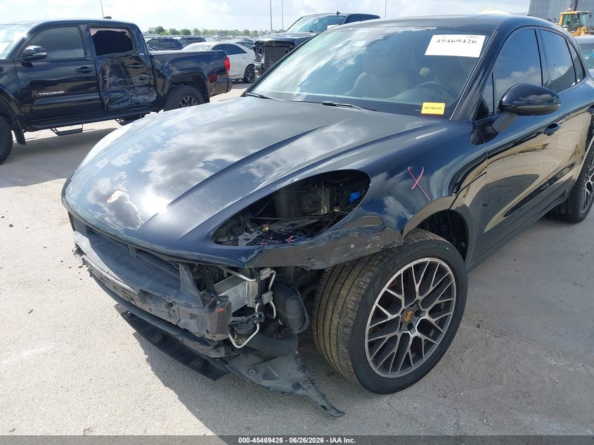 2018 Porsche Macan VIN WP1AA2A56JLB12016 IAAI salvage auction — FRONT END, Wait Title, sold $4,250 on 2026-09-03 (photo 6)
