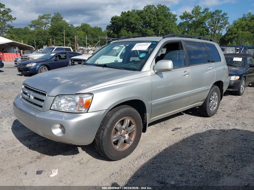 2005 Toyota Highlander VIN JTEGP21A050075135 IAAI salvage auction — NORMAL WEAR, Clear (South Carolina), sold $950 on 2026-07-14 (photo 2)