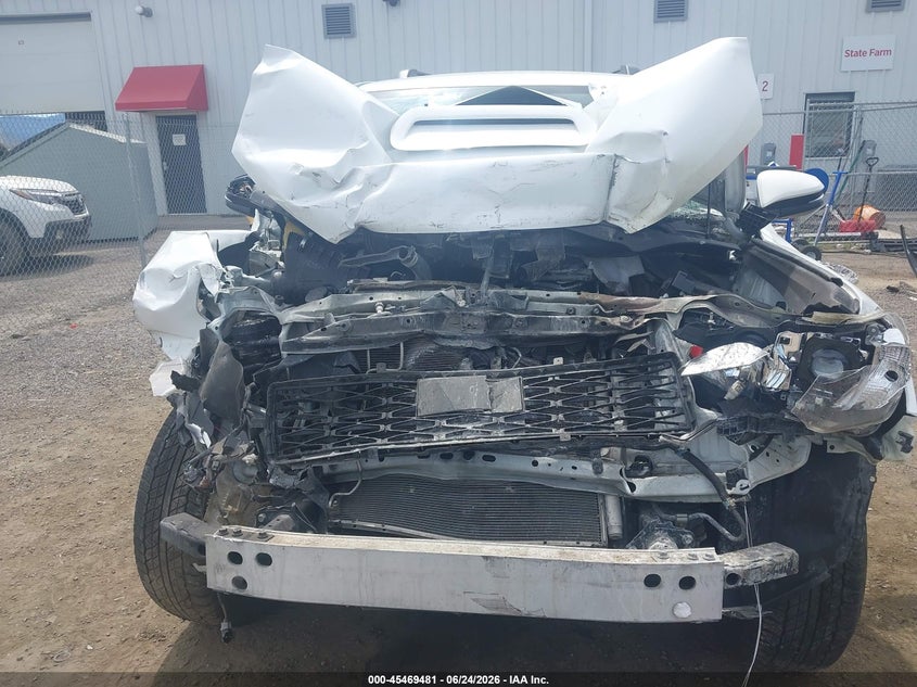 2021 Toyota 4runner VIN JTERU5JR8M5945921 IAAI salvage auction — FRONT END, Salvage Title, sold $5,200 on 2026-07-28 (photo 6)