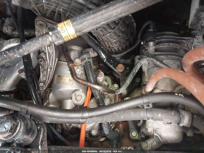 2019 Freightliner Sd122 VIN 3AKJGNDR3KDKH3082 IAAI salvage auction — REPOSSESSION, Clear (Georgia), sold $13,050 on 2026-07-15 (photo 9)