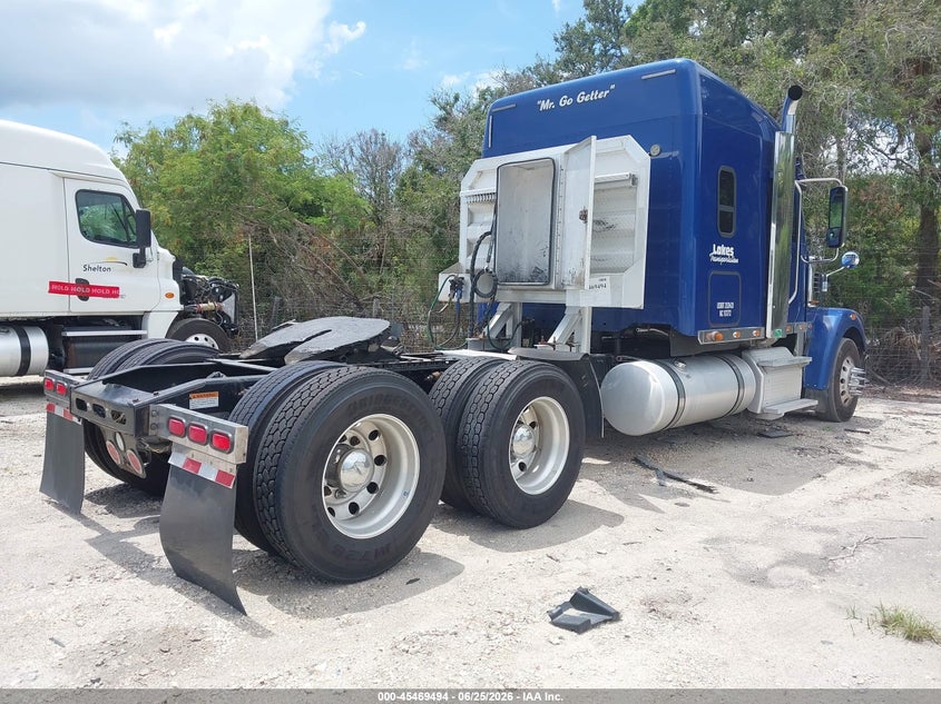 2019 Freightliner Sd122 VIN 3AKJGNDR3KDKH3082 IAAI salvage auction — REPOSSESSION, Clear (Georgia), sold $13,050 on 2026-07-15 (photo 4)