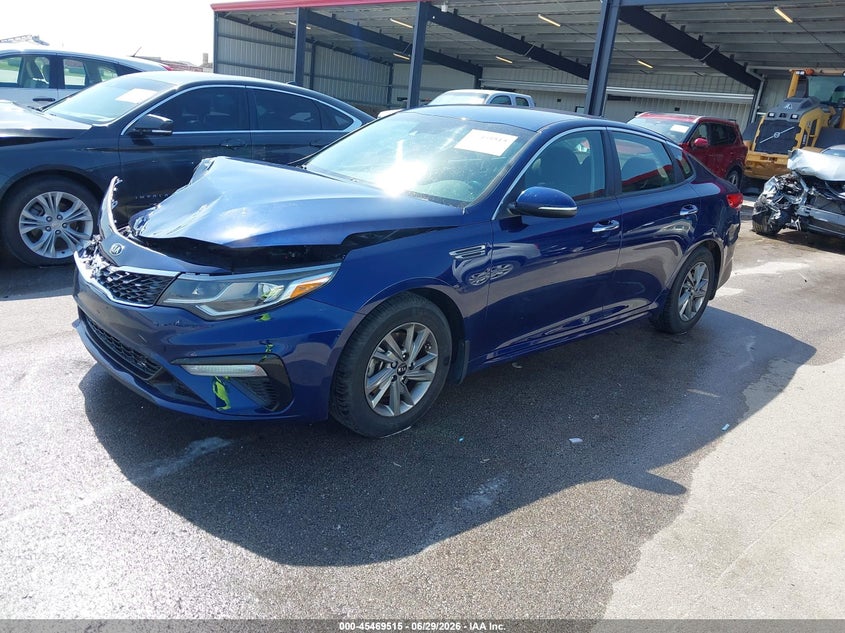 2019 Kia Optima VIN 5XXGT4L3XKG304313 IAAI salvage auction — FRONT END, Certificate Of Title (Nebraska), sold $1,950 on 2026-08-01 (photo 2)