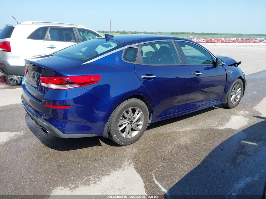 2019 Kia Optima VIN 5XXGT4L3XKG304313 IAAI salvage auction — FRONT END, Certificate Of Title (Nebraska), sold $1,950 on 2026-08-01 (photo 4)