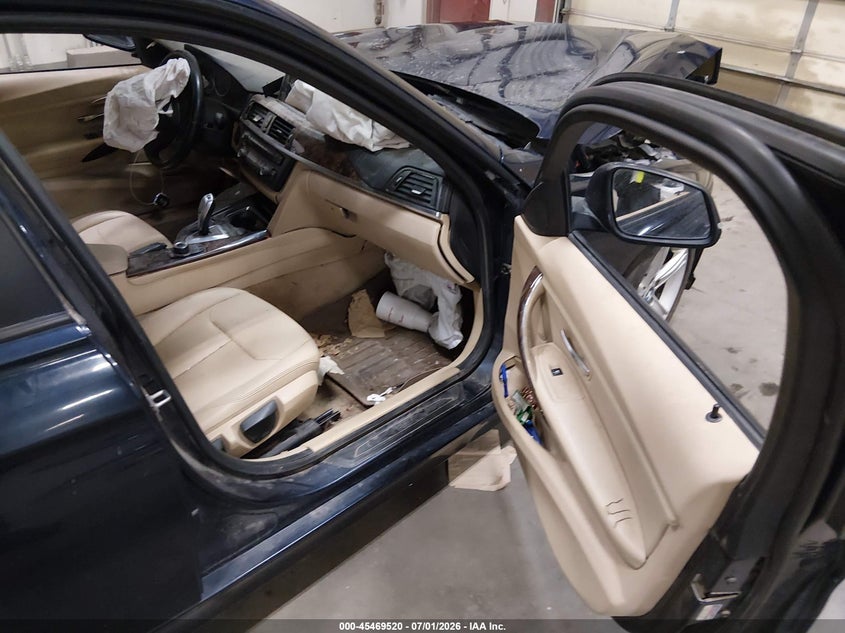 2014 BMW 3er VIN WBA3C3C59EF983758 IAAI salvage auction — FRONT END, Salvage (Idaho), sold $500 on 2026-08-07 (photo 5)