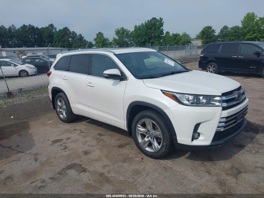2017 Toyota Highlander VIN 5TDDZRFH4HS375908 IAAI salvage auction — LEFT SIDE, Salvage (Virginia), sold $7,600 on 2026-07-10 (photo 1)