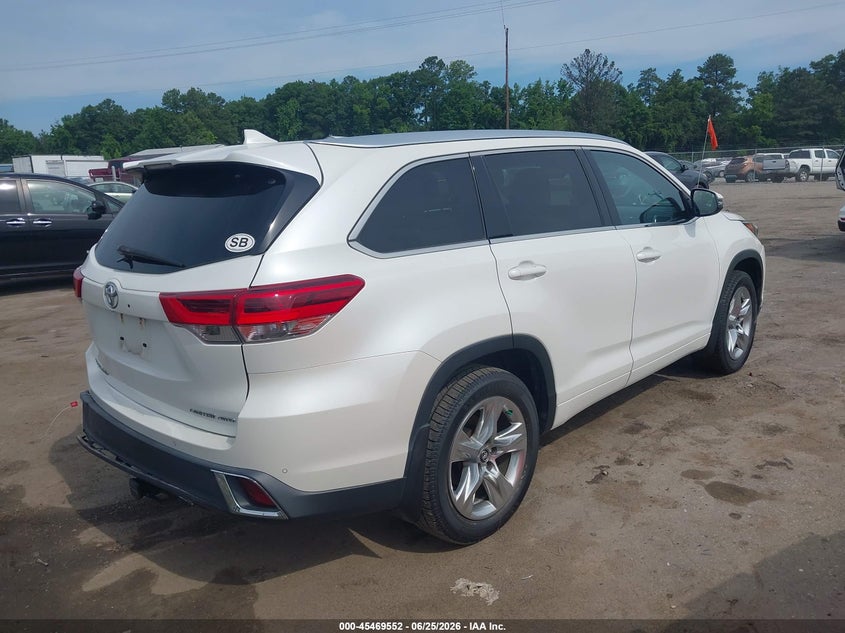 2017 Toyota Highlander VIN 5TDDZRFH4HS375908 IAAI salvage auction — LEFT SIDE, Salvage (Virginia), sold $7,600 on 2026-07-10 (photo 4)