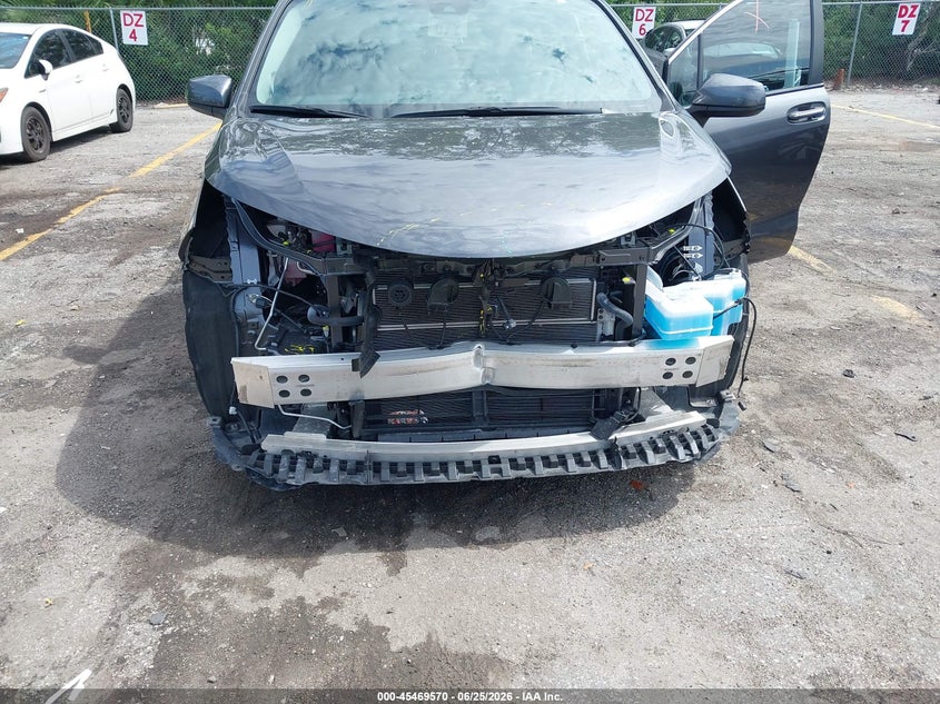 2025 Toyota Sienna VIN 5TDJRKEC0SS254395 IAAI salvage auction — FRONT & REAR, Rebuildable (Florida), sold $15,700 on 2026-07-29 (photo 6)
