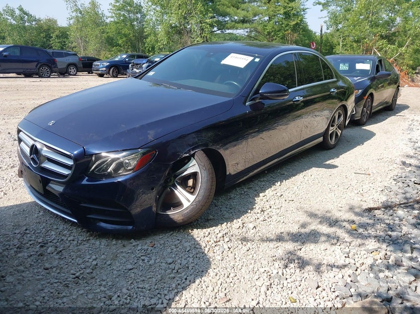 2018 Mercedes-benz E-klasse VIN WDDZF4KB2JA464985 IAAI salvage auction — LEFT FRONT, Salvage (Massachusetts), sold $2,650 on 2026-07-28 (photo 2)