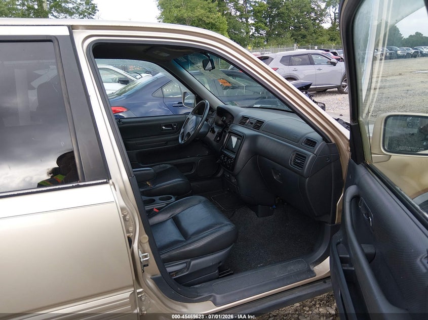 2001 Honda Cr-v VIN JHLRD18761C054022 IAAI salvage auction — NORMAL WEAR, Original (West Virginia), sold $100 on 2026-07-29 (photo 5)