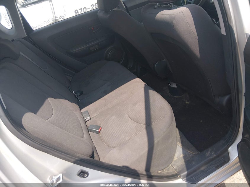 2011 Kia Soul VIN KNDJT2A18B7714693 IAAI salvage auction — NORMAL WEAR, Clear (Colorado), sold $425 on 2026-07-21 (photo 8)