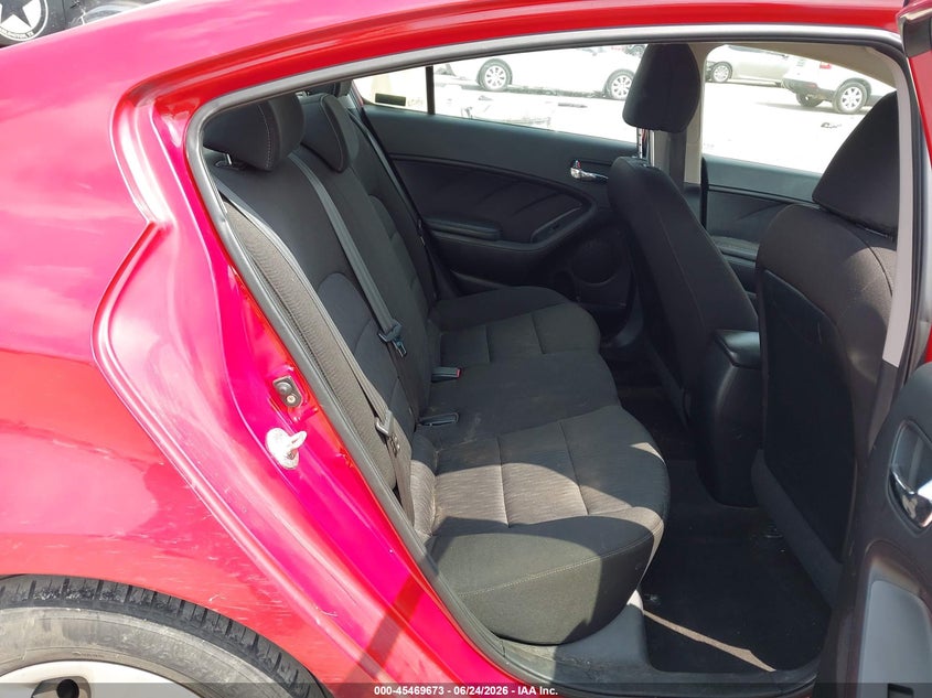 2016 Kia Forte VIN KNAFK4A68G5595365 IAAI salvage auction — NORMAL WEAR, Original (Texas), sold $975 on 2026-07-29 (photo 8)