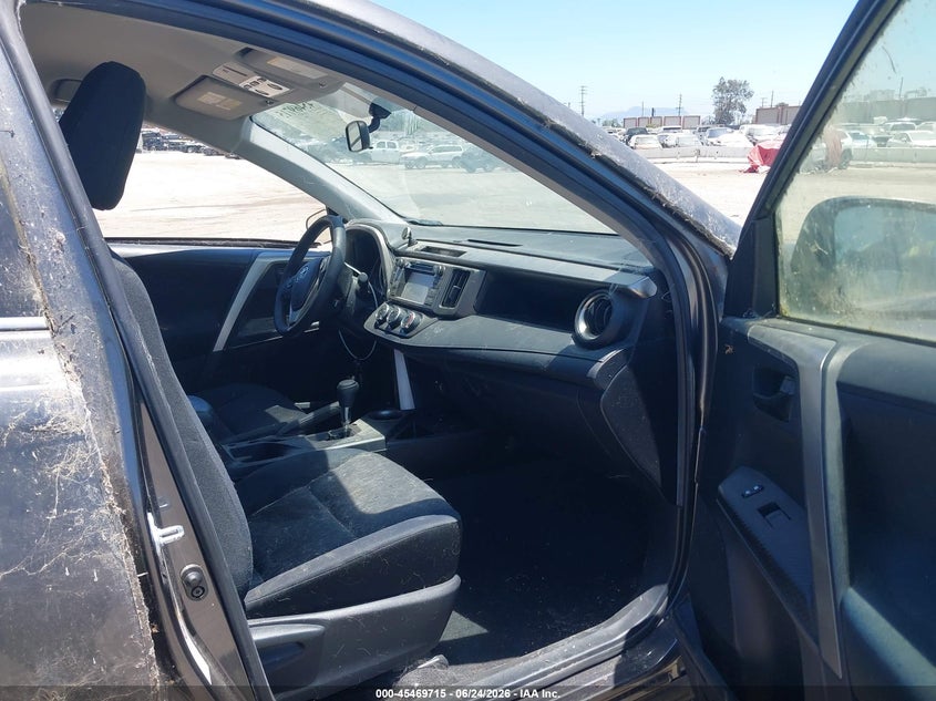 2015 Toyota Rav 4 VIN JTMZFREV0FJ036062 IAAI salvage auction — NORMAL WEAR, Salvage (California), sold $3,200 on 2026-07-29 (photo 5)