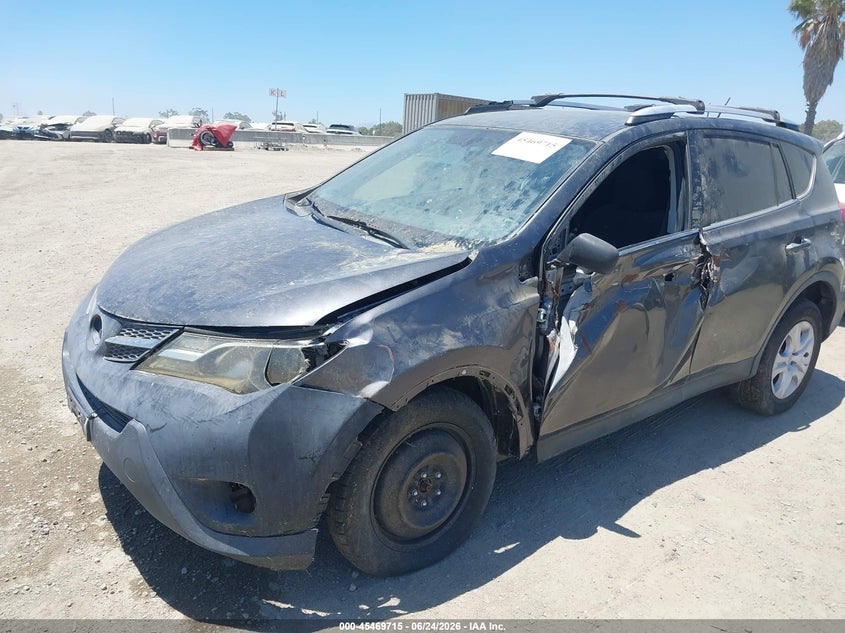 2015 Toyota Rav 4 VIN JTMZFREV0FJ036062 IAAI salvage auction — NORMAL WEAR, Salvage (California), sold $3,200 on 2026-07-29 (photo 6)