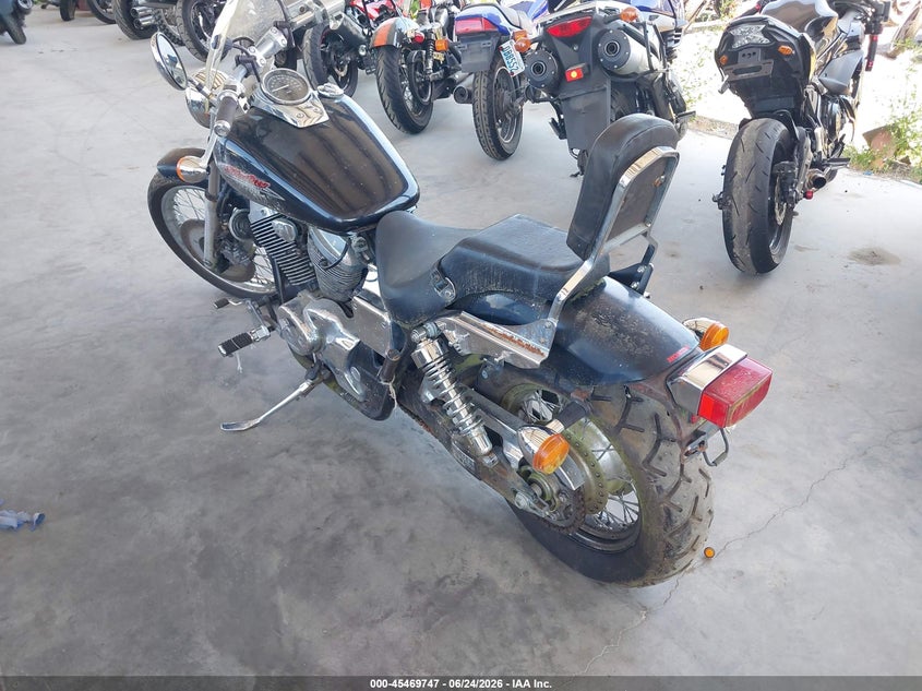 2001 Honda Vt750 VIN JH2RC44061K501729 IAAI salvage auction — NORMAL WEAR, Clear (Washington), sold $450 on 2026-07-08 (photo 3)