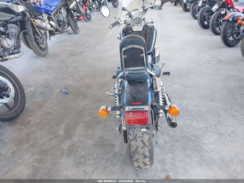 2001 Honda Vt750 VIN JH2RC44061K501729 IAAI salvage auction — NORMAL WEAR, Clear (Washington), sold $450 on 2026-07-08 (photo 6)
