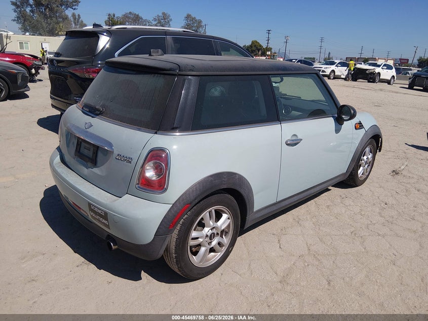 2013 Mini Hard top VIN WMWSU3C55DT691274 IAAI salvage auction — LEFT FRONT, Salvage (California), sold $500 on 2026-07-05 (photo 4)