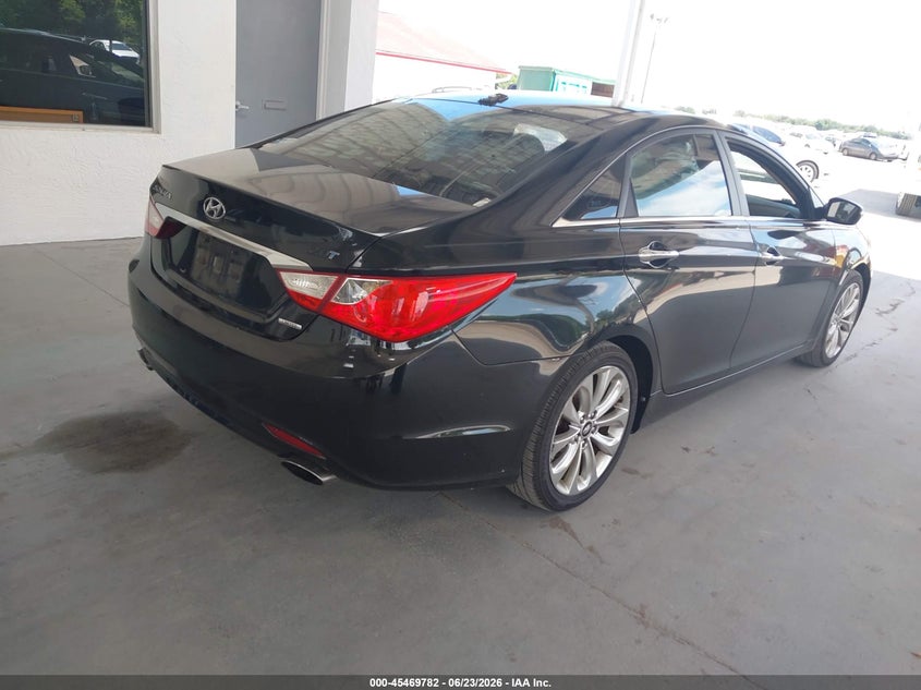 2012 Hyundai Sonata VIN 5NPEC4AB9CH377907 IAAI salvage auction — NORMAL WEAR, Clear (Florida), sold $800 on 2026-07-15 (photo 4)