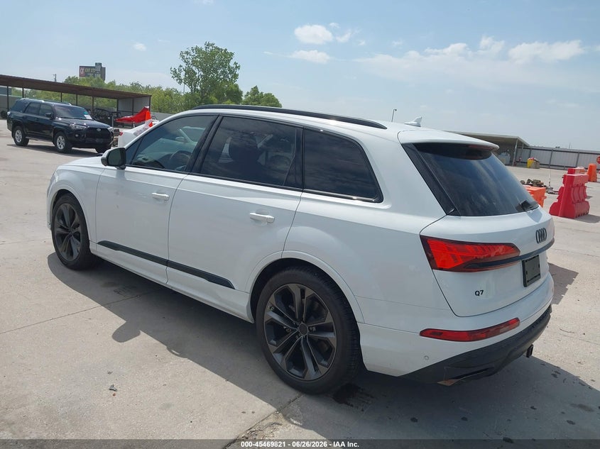 2026 Audi Q7 VIN WA1LVBF71TD008386 IAAI salvage auction — WATER/FLOOD, Salvage Title, sold $5,200 on 2026-07-29 (photo 3)
