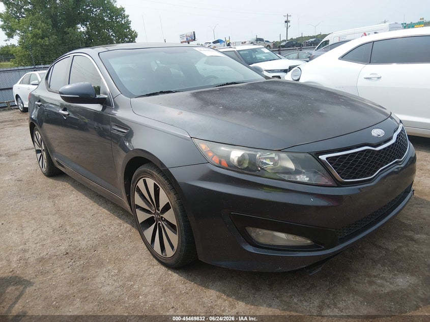 2011 Kia Optima VIN KNAGR4A61B5123131 IAAI salvage auction — NORMAL WEAR, Clear - Public Restricted (Oklahoma), sold $250 on 2026-07-29 (photo 1)