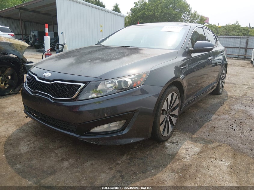 2011 Kia Optima VIN KNAGR4A61B5123131 IAAI salvage auction — NORMAL WEAR, Clear - Public Restricted (Oklahoma), sold $250 on 2026-07-29 (photo 2)