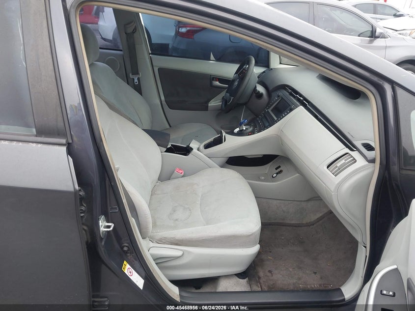 2010 Toyota Prius VIN JTDKN3DU6A0033191 IAAI salvage auction — SIDE, Salvage (California), sold $1,450 on 2026-07-18 (photo 5)