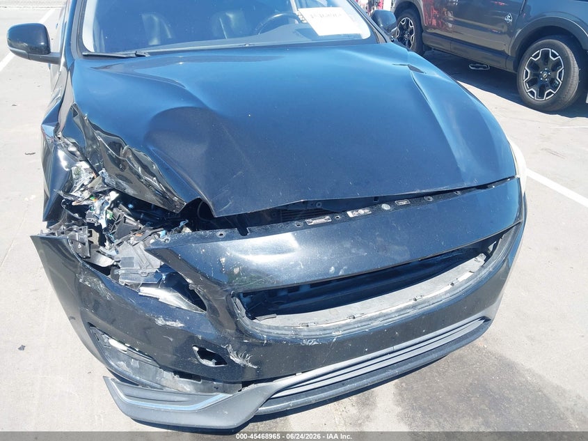2015 Volvo S60 VIN YV1612TB0F1304085 IAAI salvage auction — FRONT END, Salvage (North Carolina), sold $300 on 2026-07-29 (photo 6)
