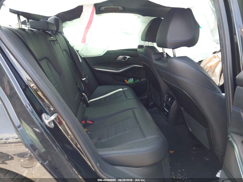 2023 BMW 3er VIN 3MW49FF04P8C96199 IAAI salvage auction — LEFT FRONT, Salvage Title, sold $22,000 on 2026-07-30 (photo 8)