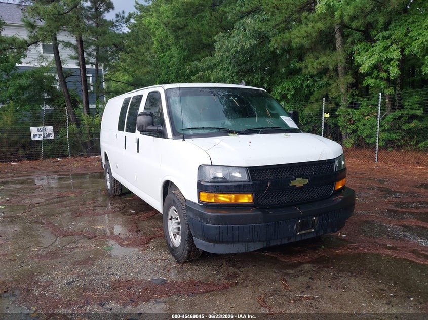 2018 Chevrolet Express 3500 VIN 1GCZGHFG2J1218331 — IAAI salvage auction photo