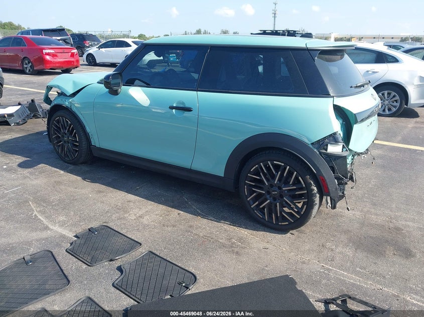 2025 Mini Hard top VIN WMW23GD02S2W13681 IAAI salvage auction — FRONT & REAR, Rebuildable (Florida), sold $5,100 on 2026-07-30 (photo 3)