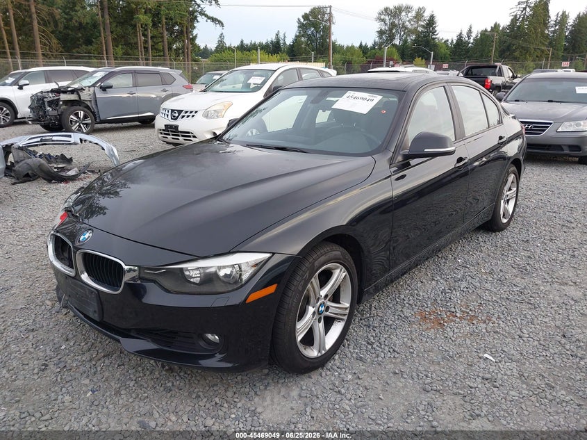 2014 BMW 3er VIN WBA3B5C52EF958666 IAAI salvage auction — FRONT END, Salvage Title, sold $2,400 on 2026-07-22 (photo 2)