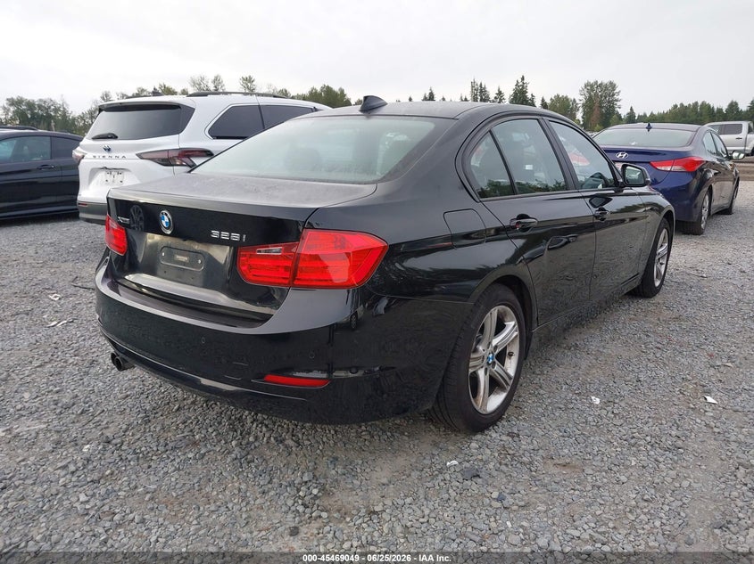 2014 BMW 3er VIN WBA3B5C52EF958666 IAAI salvage auction — FRONT END, Salvage Title, sold $2,400 on 2026-07-22 (photo 4)
