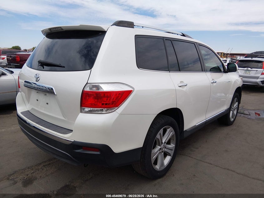 2013 Toyota Highlander VIN 5TDYK3EH5DS136950 IAAI salvage auction — FRONT END, Salvage (Arizona), sold $3,275 on 2026-07-28 (photo 4)