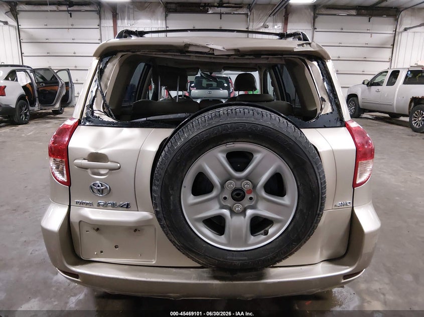 2008 Toyota Rav 4 VIN JTMBD31V786055255 IAAI salvage auction — REAR END, Salvage (Iowa), sold $25 on 2026-07-28 (photo 6)