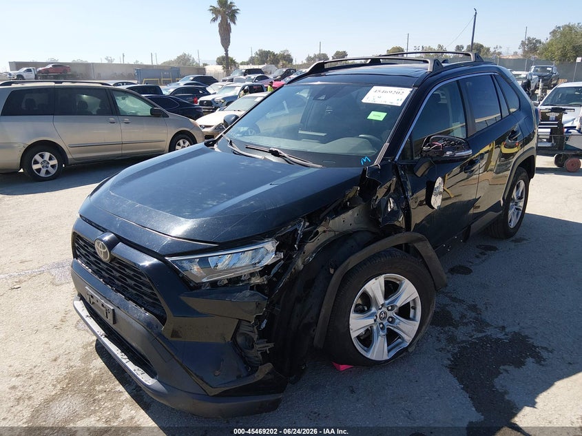 2019 Toyota Rav 4 VIN JTMW1RFV3KD026053 IAAI salvage auction — LEFT FRONT, Salvage (California), sold $7,000 on 2026-07-29 (photo 2)