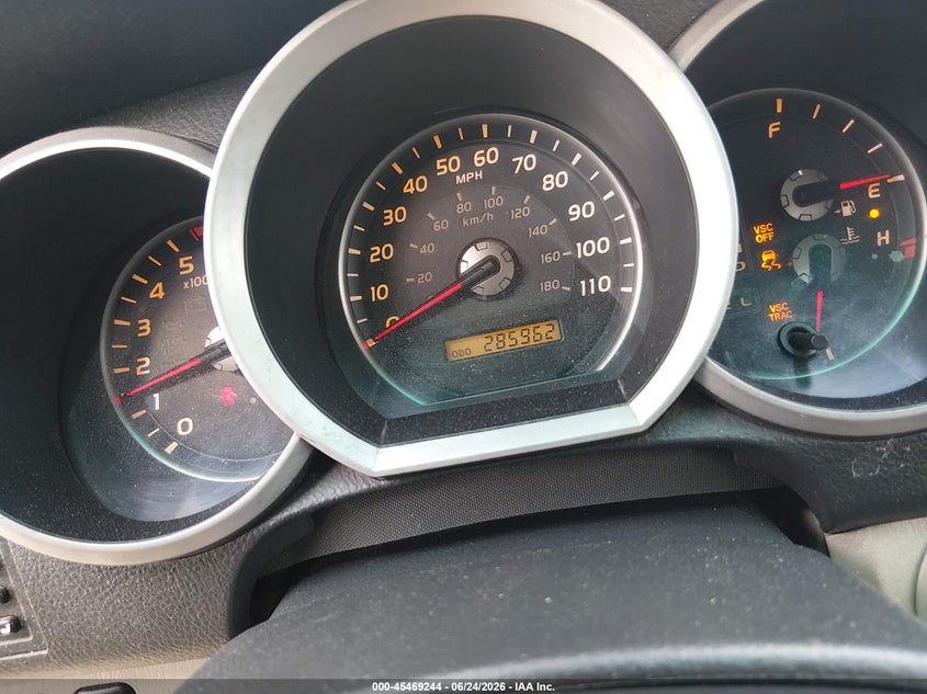 2006 Toyota 4runner VIN JTEBU17R860096133 IAAI salvage auction — FRONT END, Salvage (Illinois), sold $2,850 on 2026-07-19 (photo 7)