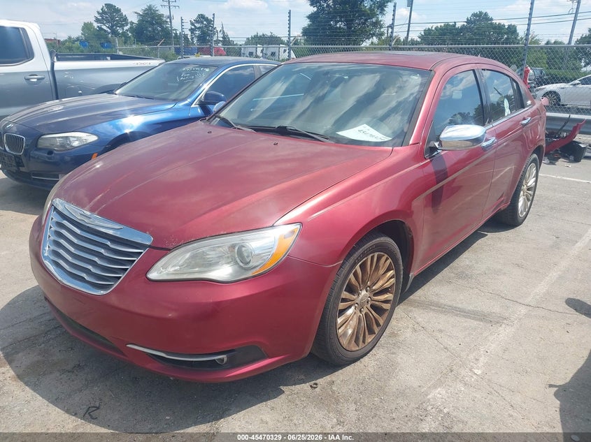 2012 Chrysler 200 VIN 1C3CCBCB8CN117348 IAAI salvage auction — NORMAL WEAR, Clear (South Carolina), sold $650 on 2026-07-17 (photo 2)