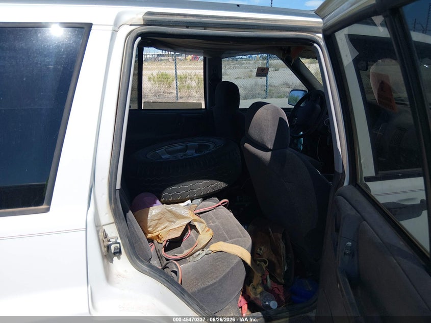 1998 Jeep Grand cherokee VIN 1J4GZ58S4WC294219 IAAI salvage auction — NORMAL WEAR, Clear-Dealer Only (Arizona), sold $225 on 2026-07-09 (photo 8)