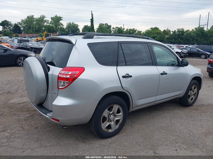 2009 Toyota Rav4 VIN JTMBF33V49D006924 IAAI salvage auction — REAR END, Salvage (Pennsylvania), sold $1,200 on 2026-07-12 (photo 4)