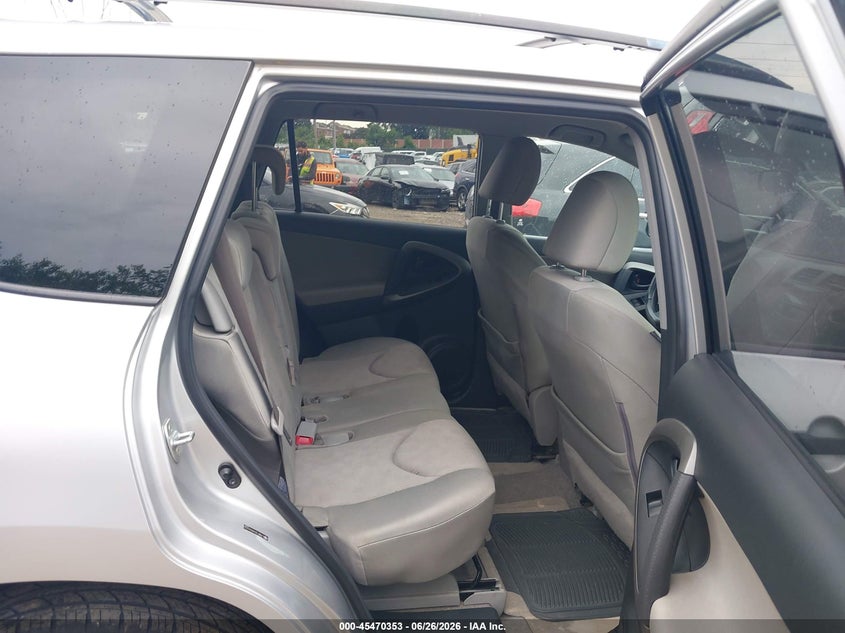 2009 Toyota Rav4 VIN JTMBF33V49D006924 IAAI salvage auction — REAR END, Salvage (Pennsylvania), sold $1,200 on 2026-07-12 (photo 8)