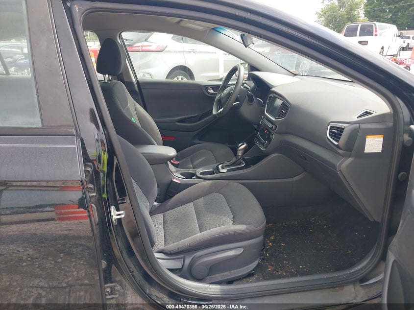 2019 Hyundai Ioniq VIN KMHC65LC9KU133829 IAAI salvage auction — FRONT END, Salvage (Missouri), sold $2,300 on 2026-08-01 (photo 5)