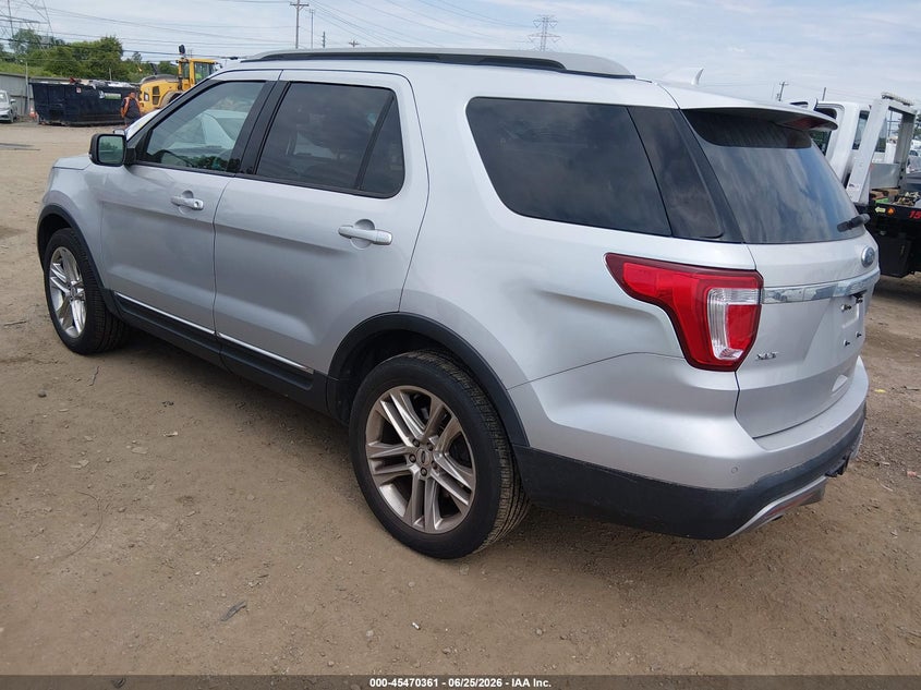 2017 Ford Explorer VIN 1FM5K8D81HGB89173 IAAI salvage auction — SIDE, Salvage (Ohio), sold $2,150 on 2026-07-12 (photo 3)